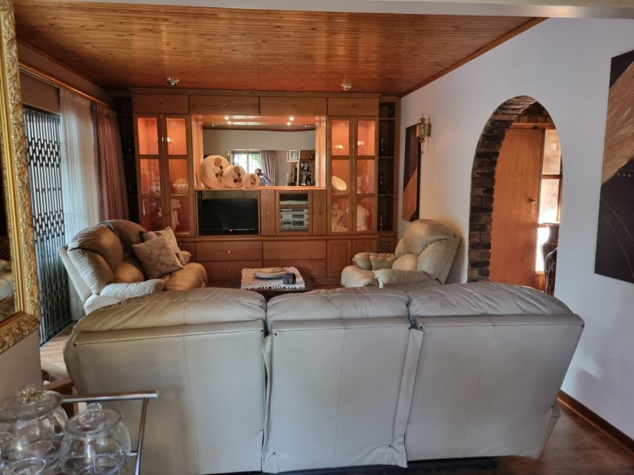 3 Bedroom Property for Sale in Vaalpark Free State